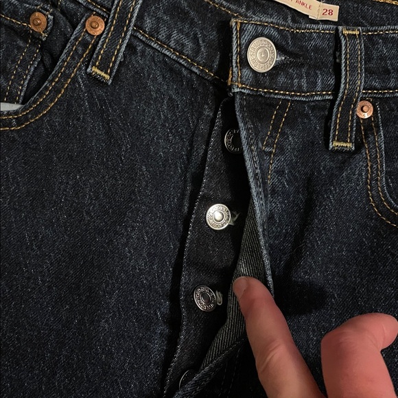 Levi ribcage straight ankle jeans -size 28 - Picture 3 of 7